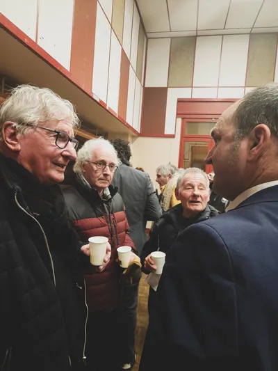 Réunion de quartier à Côte-Chaude