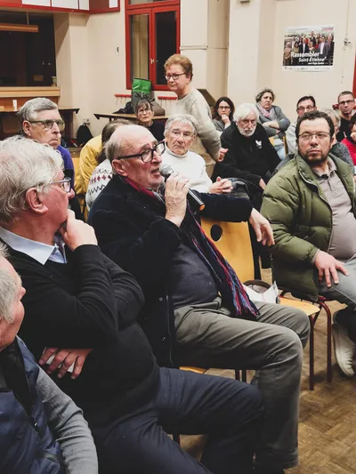 Réunion de quartier à Côte-Chaude